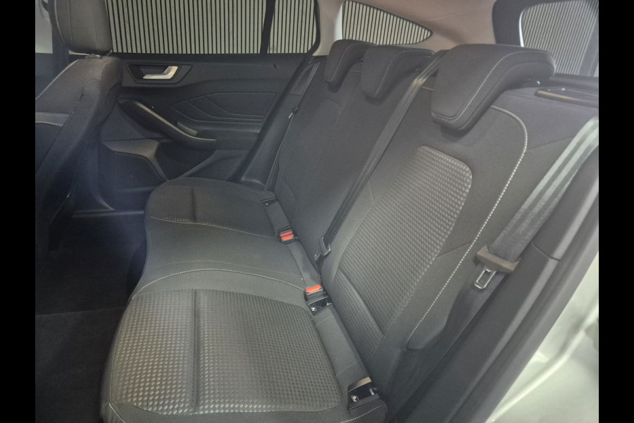Ford FOCUS Wagon 1.0 EcoBoost Titanium X Business | Clima| Carplay | Camera | Navi | Stoelverwarming |