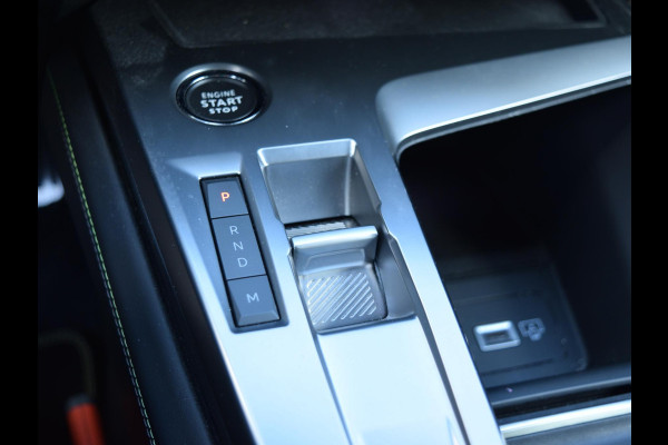 Peugeot 308 1.2 PureTech GT CAMERA MET SENSOREN | NAVI & CARPLAY | E.C.C. |