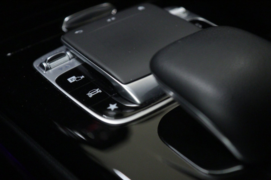 Mercedes-Benz A-Klasse 250 e AMG Limited PANO/BURM/CARPLAY/STOELVER/VOL