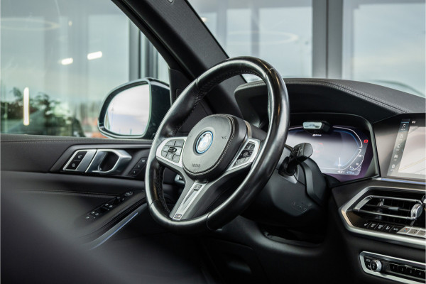 BMW X5 xDrive45e High Executive - Skylounge | Laser | Origineel NL | Dealeronderhouden | Eerste eigenaar