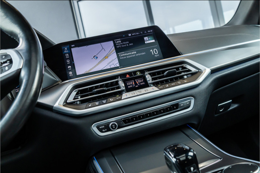 BMW X5 xDrive45e High Executive - Skylounge | Laser | Origineel NL | Dealeronderhouden | Eerste eigenaar