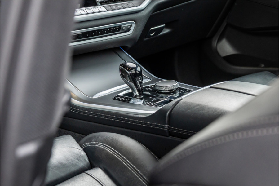 BMW X5 xDrive45e High Executive - Skylounge | Laser | Origineel NL | Dealeronderhouden | Eerste eigenaar