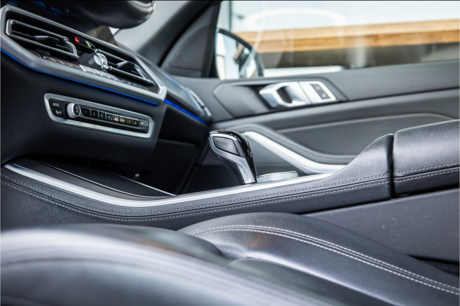 BMW X5 xDrive45e High Executive - Skylounge | Laser | Origineel NL | Dealeronderhouden | Eerste eigenaar