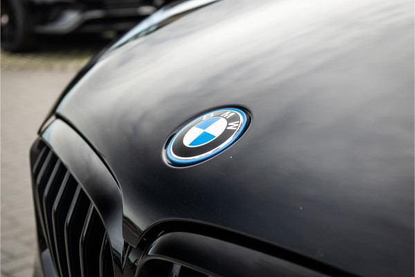 BMW X5 xDrive45e High Executive - Skylounge | Laser | Origineel NL | Dealeronderhouden | Eerste eigenaar