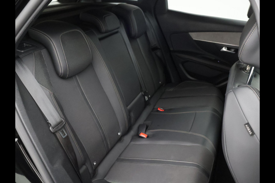 Peugeot 3008 1.6 PLUG-IN HYBRID 225 PK GT + TREKHAAK | ADAPTIVE CRUISE | CAMERA | STOELVERWARMING