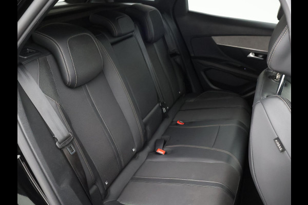 Peugeot 3008 1.6 PLUG-IN HYBRID 225 PK GT + TREKHAAK | ADAPTIVE CRUISE | CAMERA | STOELVERWARMING