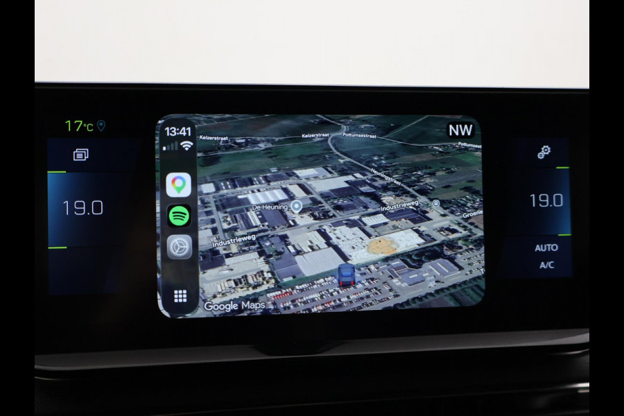 Peugeot 3008 1.6 PLUG-IN HYBRID 225 PK GT + TREKHAAK | ADAPTIVE CRUISE | CAMERA | STOELVERWARMING