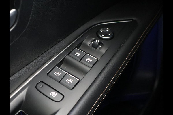 Peugeot 3008 1.6 PLUG-IN HYBRID 225 PK GT + TREKHAAK | ADAPTIVE CRUISE | CAMERA | STOELVERWARMING
