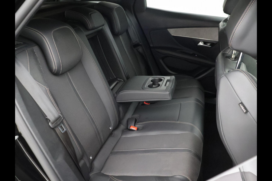 Peugeot 3008 1.6 PLUG-IN HYBRID 225 PK GT + TREKHAAK | ADAPTIVE CRUISE | CAMERA | STOELVERWARMING