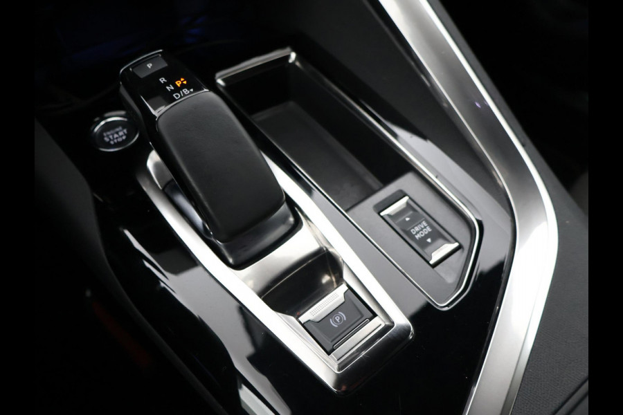 Peugeot 3008 1.6 PLUG-IN HYBRID 225 PK GT + TREKHAAK | ADAPTIVE CRUISE | CAMERA | STOELVERWARMING
