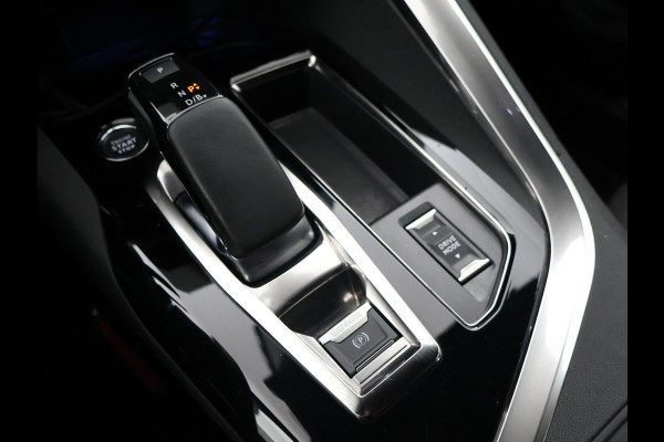 Peugeot 3008 1.6 PLUG-IN HYBRID 225 PK GT + TREKHAAK | ADAPTIVE CRUISE | CAMERA | STOELVERWARMING