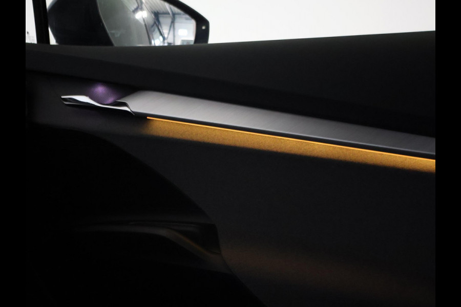 Škoda ENYAQ iV 60 + SFEERVERLICHTING | CAMERA | NAVIGATIE | APPLE CARPLAY | ANDROID AUTO | 19 INCH LMV