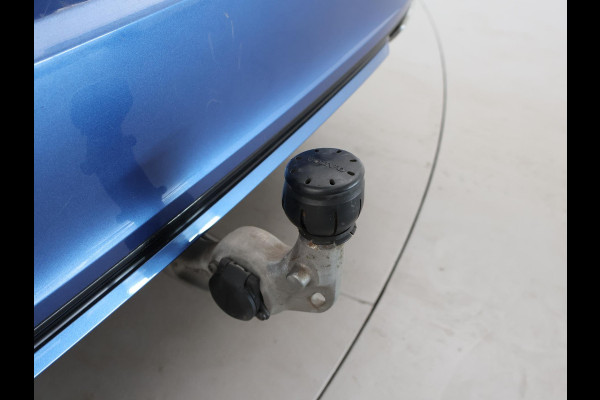 Volvo V90 2.0 T8 AWD 390 PK R-DESIGN + BOWERS & WILKINS | HEAD-UP | ELEK. TREKHAAK | INSCRIPTION BURSTING BLUE METALLIC