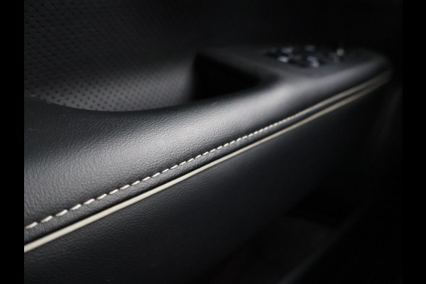 Volvo V90 2.0 T8 AWD 390 PK R-DESIGN + BOWERS & WILKINS | HEAD-UP | ELEK. TREKHAAK | INSCRIPTION BURSTING BLUE METALLIC