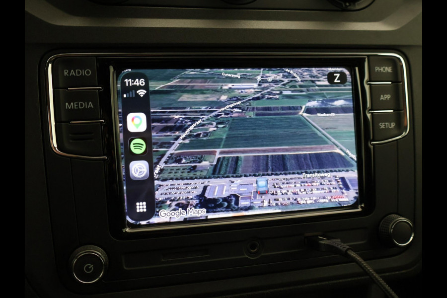 Volkswagen Caddy 2.0 TDI 180 PK + 18 INCH | VERLAAGD | BREMBO | APPLE CARPLAY | TREKHAAK | STOELVERWARMING