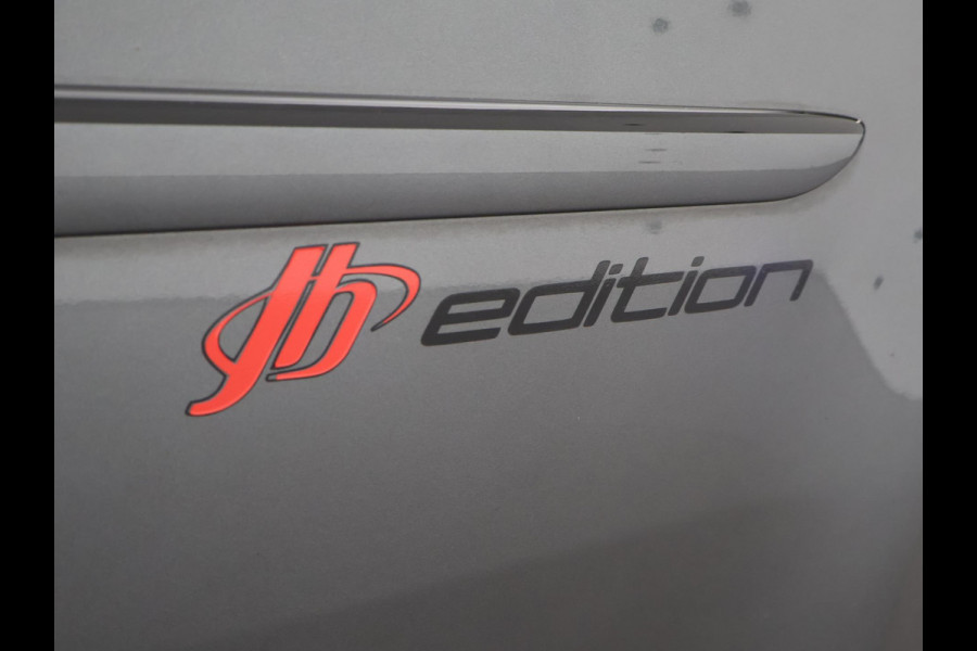 Volkswagen Caddy 2.0 TDI 180 PK + 18 INCH | VERLAAGD | BREMBO | APPLE CARPLAY | TREKHAAK | STOELVERWARMING