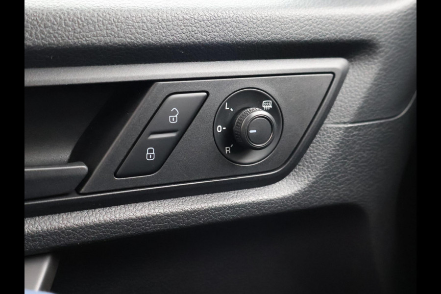 Volkswagen Caddy 2.0 TDI 180 PK + 18 INCH | VERLAAGD | BREMBO | APPLE CARPLAY | TREKHAAK | STOELVERWARMING