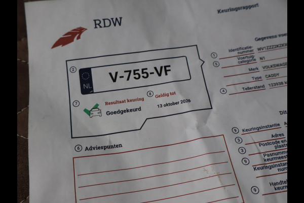 Volkswagen Caddy 2.0 TDI 180 PK + 18 INCH | VERLAAGD | BREMBO | APPLE CARPLAY | TREKHAAK | STOELVERWARMING