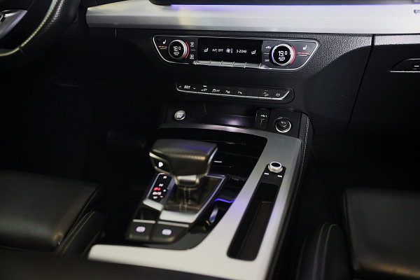 Audi Q5 Sportback 55 TFSI e Quattro SQ5 Look / RS Zetels / Massage / Head Up / B&O / 360 Camera / Open Pano / Leder / 22 Inch