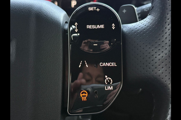 Land Rover Range Rover Velar 3.0 D275 AWD SE Panorama Meridian Dealer O.H