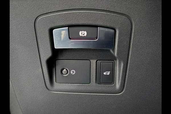 Land Rover Range Rover Velar 3.0 D275 AWD SE Panorama Meridian Dealer O.H