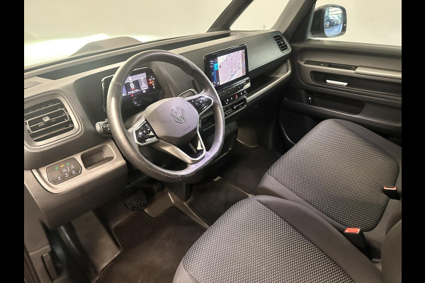 Volkswagen ID. Buzz Cargo 77 kWh Nieuwprijs €71233! Airco Navi Wireless Carplay IQ Light 20" LM Velgen Adaptive Cruise Control PDC VA + Camera Stoelverwarming Voorruit verwarming 3-Zits