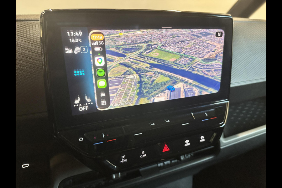 Volkswagen ID. Buzz Cargo 77 kWh Nieuwprijs €71233! Airco Navi Wireless Carplay IQ Light 20" LM Velgen Adaptive Cruise Control PDC VA + Camera Stoelverwarming Voorruit verwarming 3-Zits