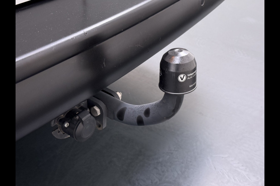 Opel Vivaro 2.0D 145PK L3 Dubbele Cabine 6-Persoons Trekhaak Euro 6 Airco Navi Apple Carplay Android Auto Cruise Control Bluetooth Pdc Betonplex Lat om lat Achterdeuren DAB Privacy Glas 1e Eigenaar Origineel Nederlandse Auto Dealeronderhouden