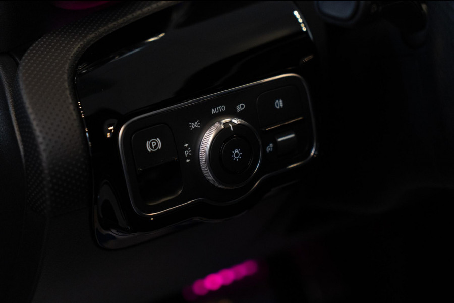 Mercedes-Benz CLA-Klasse 250e AMG Line BOMVOL|Pano|Burmester|Memory|Elektr. Achterklep|