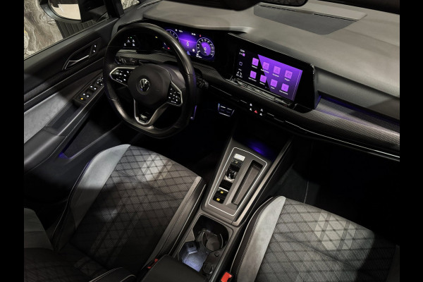 Volkswagen Golf 1.5 eTSI 3x R-Line|PANORAMA|IQ LIGHTS|BLINDSPOT|BOMVOL