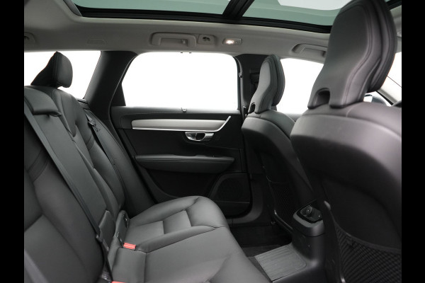 Volvo V90 T6 AWD Ultimate Bright PHEV 350pk | Panodak | Adaptive Cruise | Camera | Harman / Kardon | Lederen Sportstoelen Memory & Verwarmd | Google Assistent | Keyless | Stuur Verwarmd | Blis | Apple Carplay | DAB | Virtual | Plug In Hybrid |