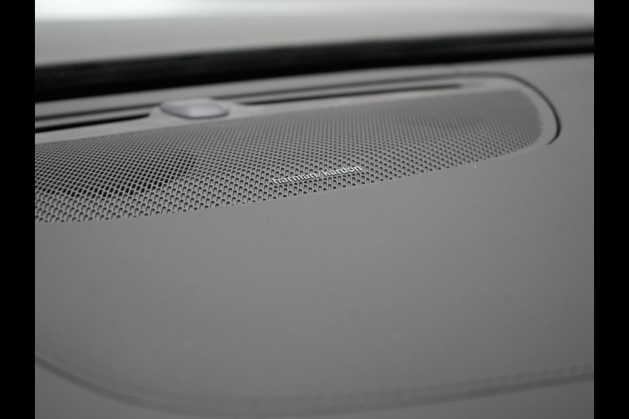 Volvo V90 T6 AWD Ultimate Bright PHEV 350pk | Panodak | Adaptive Cruise | Camera | Harman / Kardon | Lederen Sportstoelen Memory & Verwarmd | Google Assistent | Keyless | Stuur Verwarmd | Blis | Apple Carplay | DAB | Virtual | Plug In Hybrid |