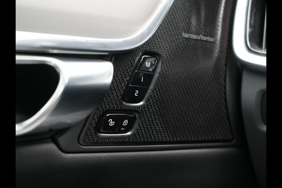 Volvo V90 T6 AWD Ultimate Bright PHEV 350pk | Panodak | Adaptive Cruise | Camera | Harman / Kardon | Lederen Sportstoelen Memory & Verwarmd | Google Assistent | Keyless | Stuur Verwarmd | Blis | Apple Carplay | DAB | Virtual | Plug In Hybrid |