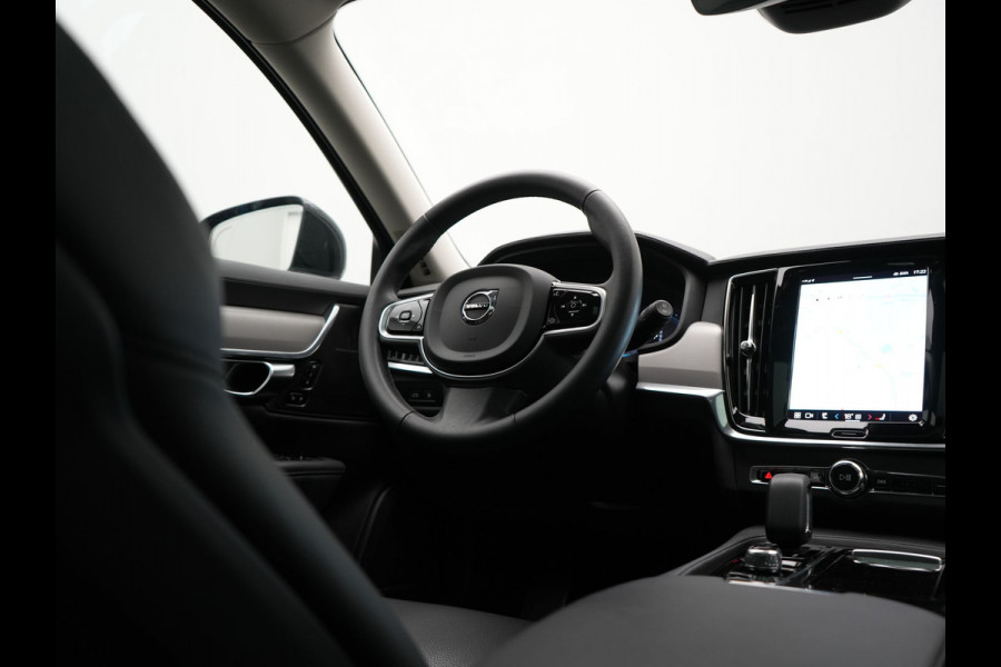 Volvo V90 T6 AWD Ultimate Bright PHEV 350pk | Panodak | Adaptive Cruise | Camera | Harman / Kardon | Lederen Sportstoelen Memory & Verwarmd | Google Assistent | Keyless | Stuur Verwarmd | Blis | Apple Carplay | DAB | Virtual | Plug In Hybrid |