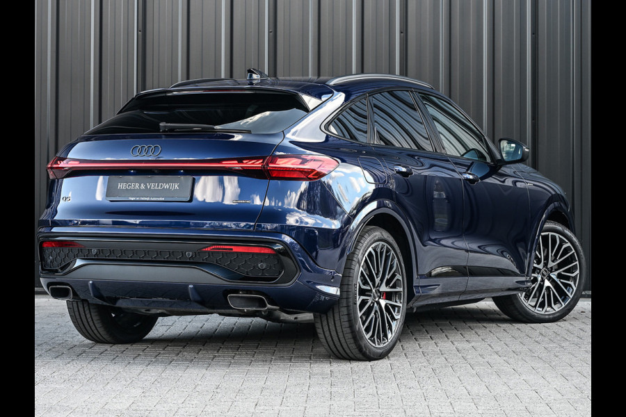 Audi Q5 Sportback 2.0 TFSI e-hybrid quattro S edition Competition 367pk | Stoel massage | Tech pro | Luchtvering | 5jaar fabrieksgarantie | Trekhaak | B&O sound | Head-up | Adaptive cruise | 360 camera | Passagiers display