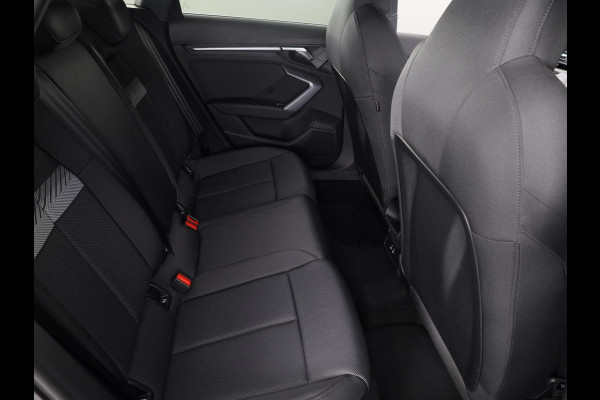 Audi A3 Limousine 35 TFSI Advanced edition 150pk | Navigatie | Parkeersensoren voor en achter | Apple carplay-/ Android auto | Led koplampen |