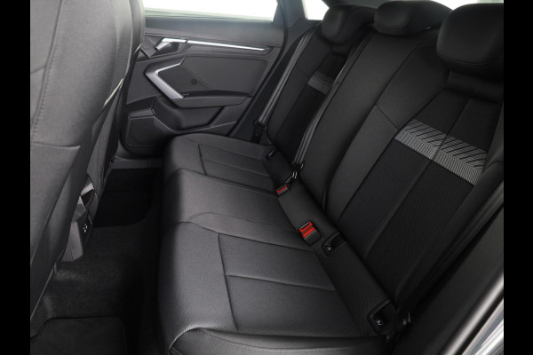Audi A3 Limousine 35 TFSI Advanced edition 150pk | Navigatie | Parkeersensoren voor en achter | Apple carplay-/ Android auto | Led koplampen |