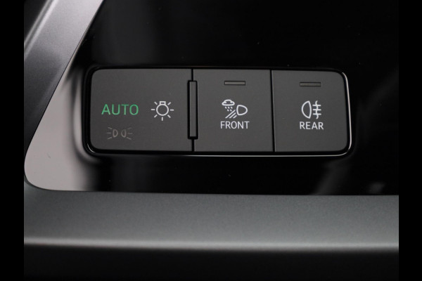 Audi A3 Limousine 35 TFSI Advanced edition 150pk | Navigatie | Parkeersensoren voor en achter | Apple carplay-/ Android auto | Led koplampen |