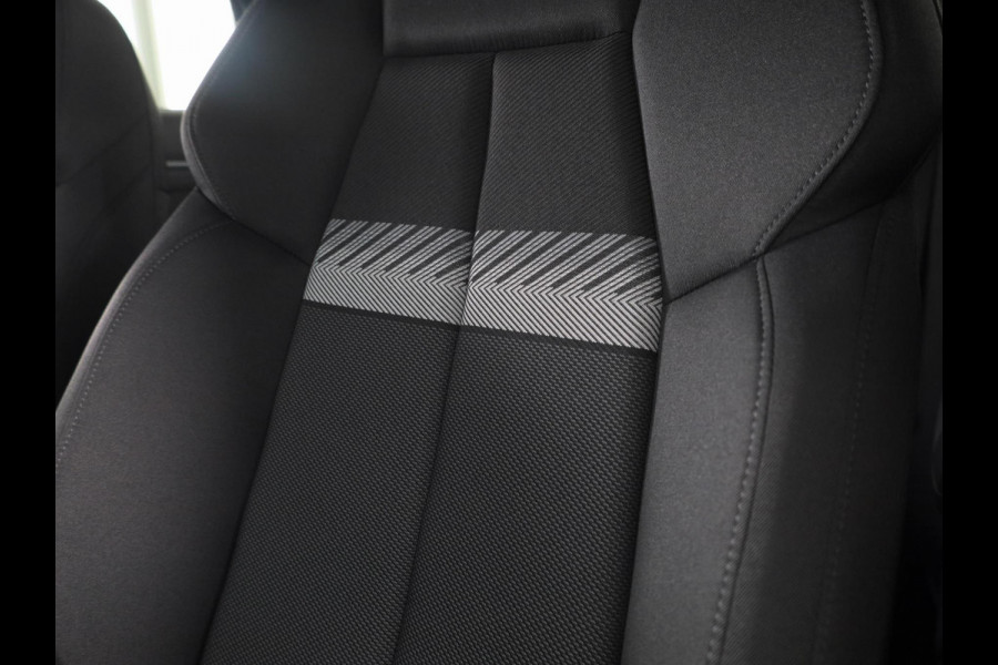 Audi A3 Limousine 35 TFSI Advanced edition 150pk | Navigatie | Parkeersensoren voor en achter | Apple carplay-/ Android auto | Led koplampen |