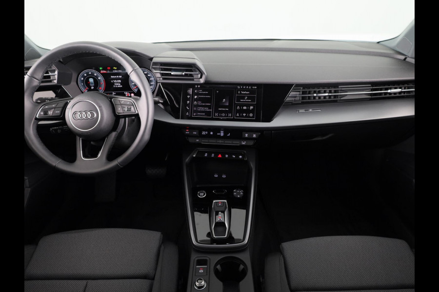 Audi A3 Limousine 35 TFSI Advanced edition 150pk | Navigatie | Parkeersensoren voor en achter | Apple carplay-/ Android auto | Led koplampen |