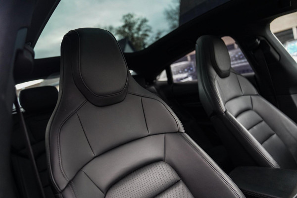 Porsche Taycan 4S 79 kWh | Panorama sunroof | 360 camera | Luchtvering | Innodrive | Dealer onderhouden | Luxe Leder | SPORT | LED