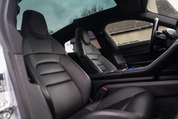 Porsche Taycan 4S 79 kWh | Panorama sunroof | 360 camera | Luchtvering | Innodrive | Dealer onderhouden | Luxe Leder | SPORT | LED