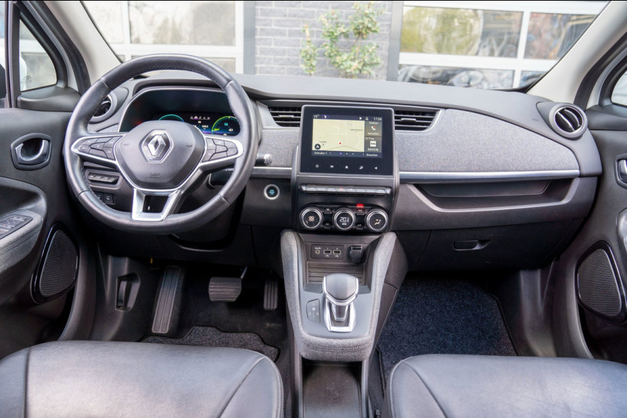Renault ZOE R135 Intens 52 kWh | Prijs rijklaar incl. 12 mnd garantie | Camera Navi Apple/Android carplay Stuur/Stoelverw