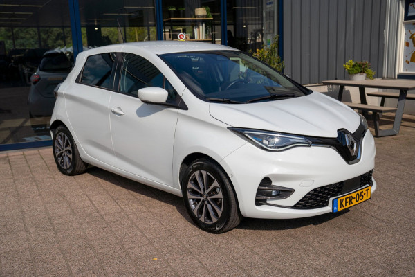 Renault ZOE R135 Intens 52 kWh | Prijs rijklaar incl. 12 mnd garantie | Camera Navi Apple/Android carplay Stuur/Stoelverw