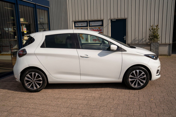 Renault ZOE R135 Intens 52 kWh | Prijs rijklaar incl. 12 mnd garantie | Camera Navi Apple/Android carplay Stuur/Stoelverw