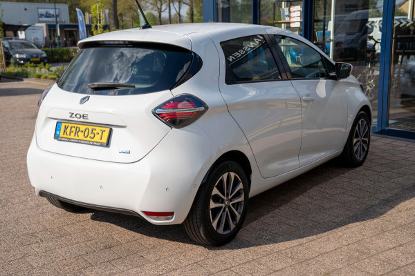 Renault ZOE R135 Intens 52 kWh | Prijs rijklaar incl. 12 mnd garantie | Camera Navi Apple/Android carplay Stuur/Stoelverw