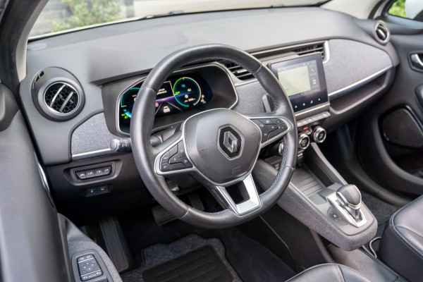 Renault ZOE R135 Intens 52 kWh | Prijs rijklaar incl. 12 mnd garantie | Camera Navi Apple/Android carplay Stuur/Stoelverw