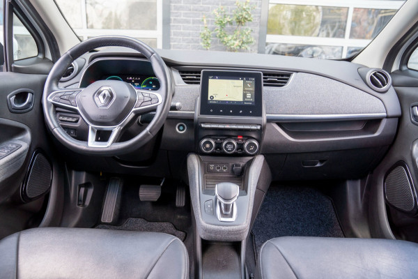 Renault ZOE R135 Intens 52 kWh | Prijs rijklaar incl. 12 mnd garantie | Camera Navi Apple/Android carplay Stuur/Stoelverw