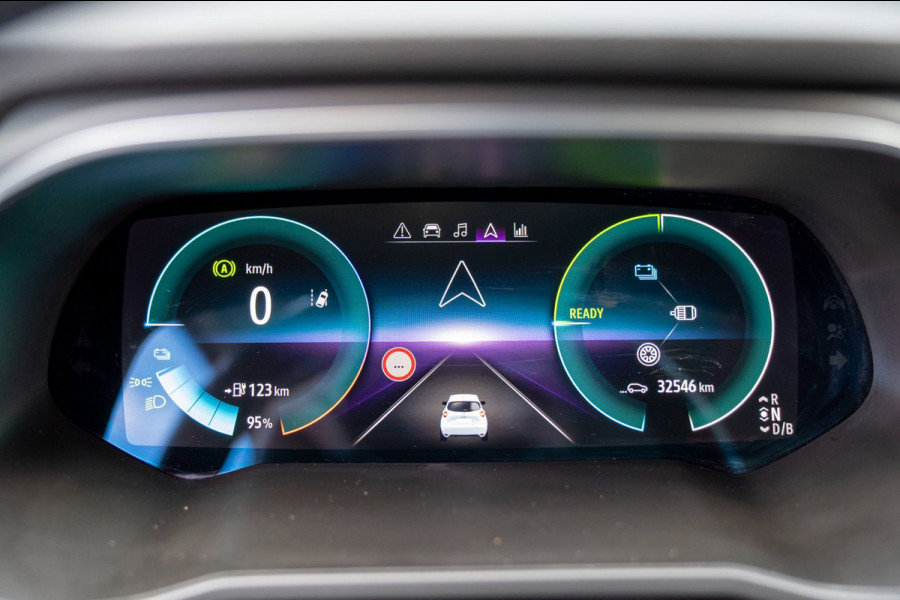 Renault ZOE R135 Intens 52 kWh | Prijs rijklaar incl. 12 mnd garantie | Camera Navi Apple/Android carplay Stuur/Stoelverw