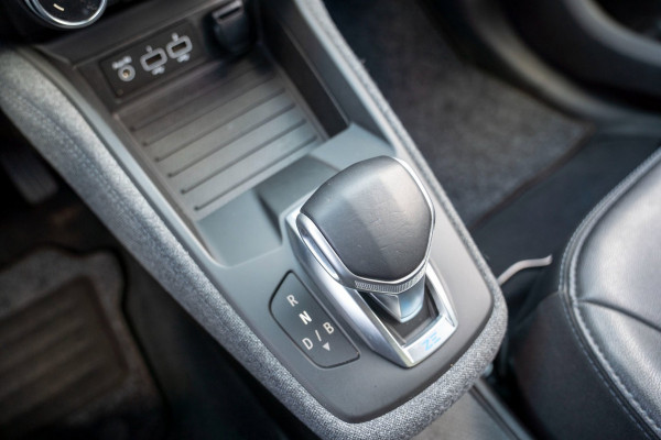 Renault ZOE R135 Intens 52 kWh | Prijs rijklaar incl. 12 mnd garantie | Camera Navi Apple/Android carplay Stuur/Stoelverw